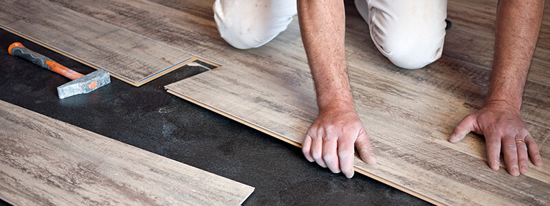 faire poser un parquet par un professionnel