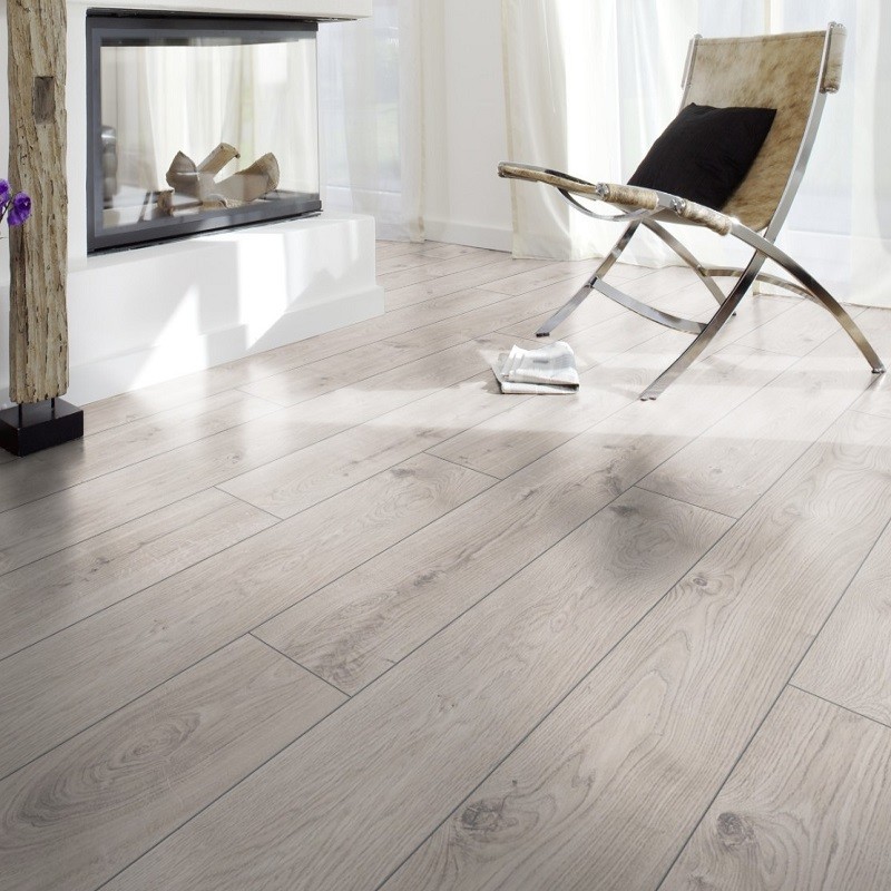 Parquet stratifié 12 mm Oslo chêne blanchi 2